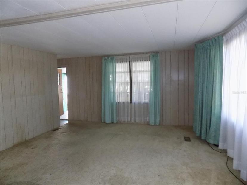 Picture of 323 Hawthorne Boulevard, Leesburg FL 34748