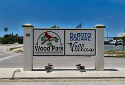 Picture of 625 30Th Avenue W Unit G210, Bradenton, FL 34205