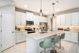 Picture of 1136 Creek Valley Court, Brandon, FL 33511