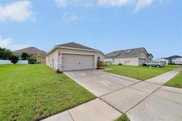 Picture of 724 Lake Cummings Boulevard, Lake Alfred, FL 33850