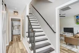 Picture of 7208 N Ola Avenue, Tampa, FL 33604