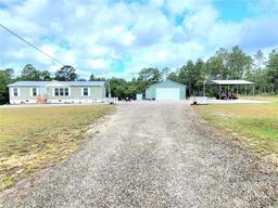 Picture of 7030 SE 120Th Court, Morriston, FL 32668