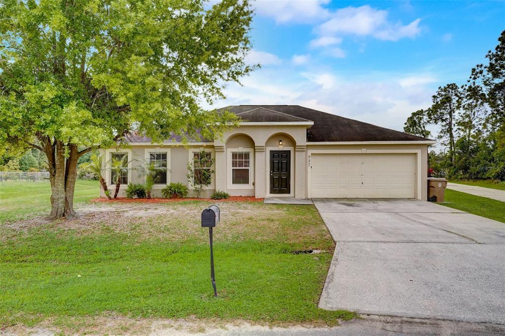 Picture of 927 Cambridge Court, Kissimmee, FL 34758
