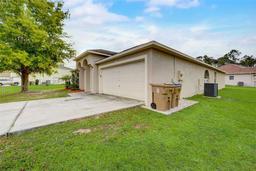 Picture of 927 Cambridge Court, Kissimmee, FL 34758