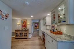 Picture of 1460 Gulf Boulevard Unit 305, Clearwater, FL 33767