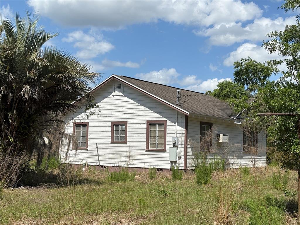 Picture of 15231 NE 14Th St Rd Road, Silver Springs, FL 34488