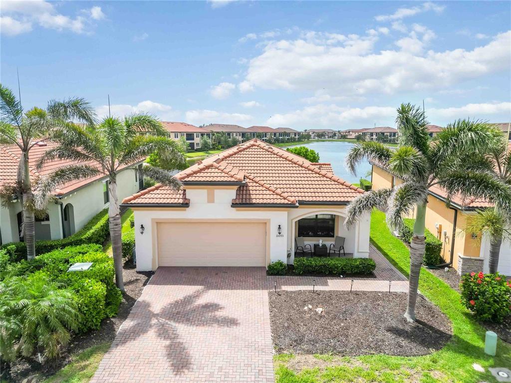 Picture of 10093 Cozy Grove Drive, Venice, FL 34293