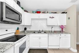 Picture of 1612 Sandy Point Square Unit 56, Orlando, FL 32807