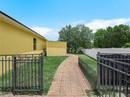 Picture of 147 Brookshire Drive, Lake Wales, FL 33898