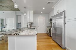 Picture of 155 S Court Avenue Unit 1305, Orlando, FL 32801