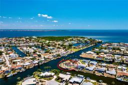 Picture of 148 Peckham St Se, Port Charlotte, FL 33952