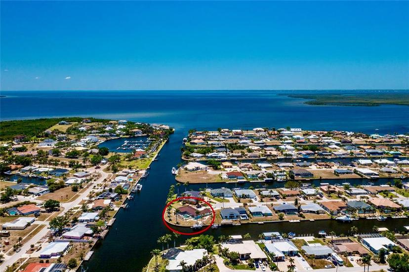 Picture of 148 Peckham St Se, Port Charlotte FL 33952