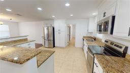 Picture of 708 Pearl Circle, Brandon, FL 33510