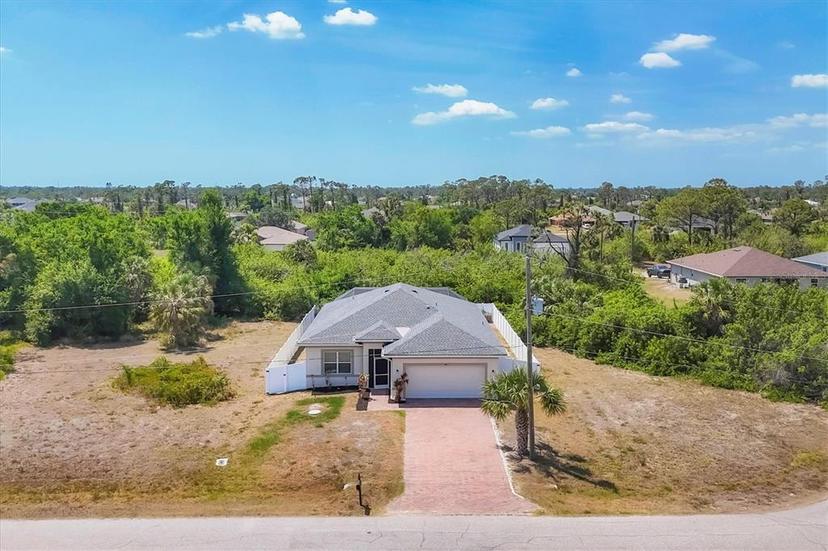 Picture of 118 Boxwood Lane, Rotonda West FL 33947