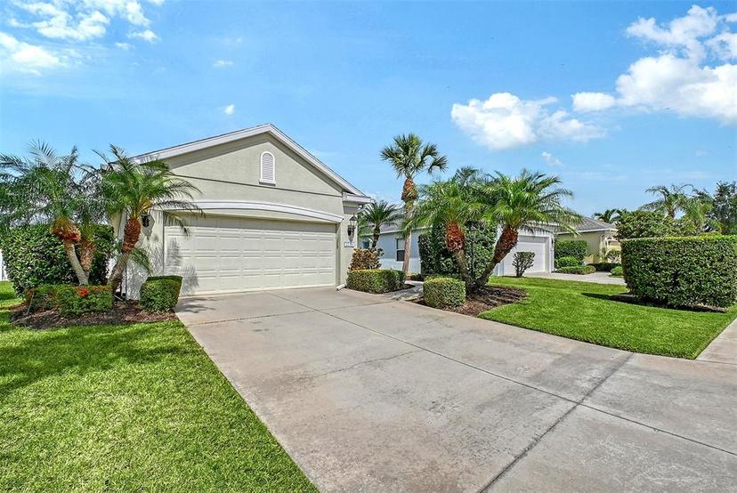 Picture of 5238 Aqua Breeze Drive, Bradenton FL 34208