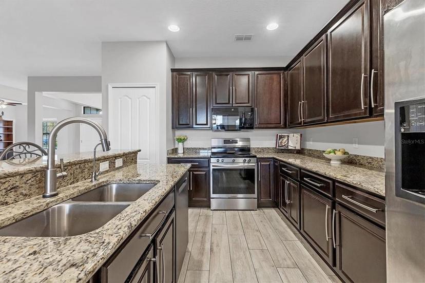 Picture of 7418 61St Street E, Palmetto FL 34221