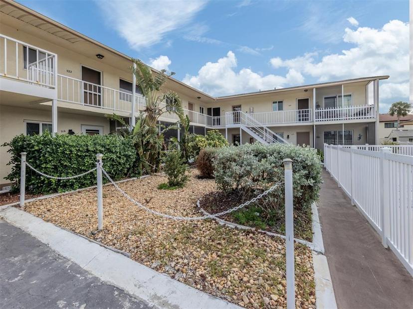 Picture of 340 Base Avenue E Unit 314, Venice FL 34285