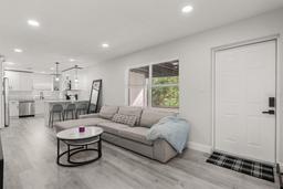 Picture of 13 Fanfair Avenue, Orlando, FL 32811