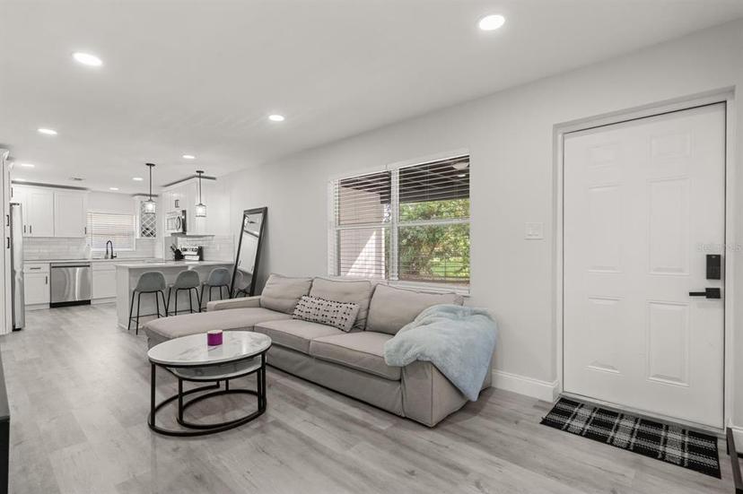 Picture of 13 Fanfair Avenue, Orlando FL 32811