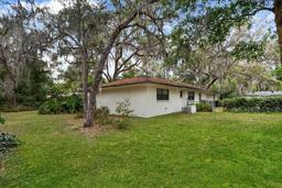 Picture of 3925 NW 35Th Place, Gainesville, FL 32606