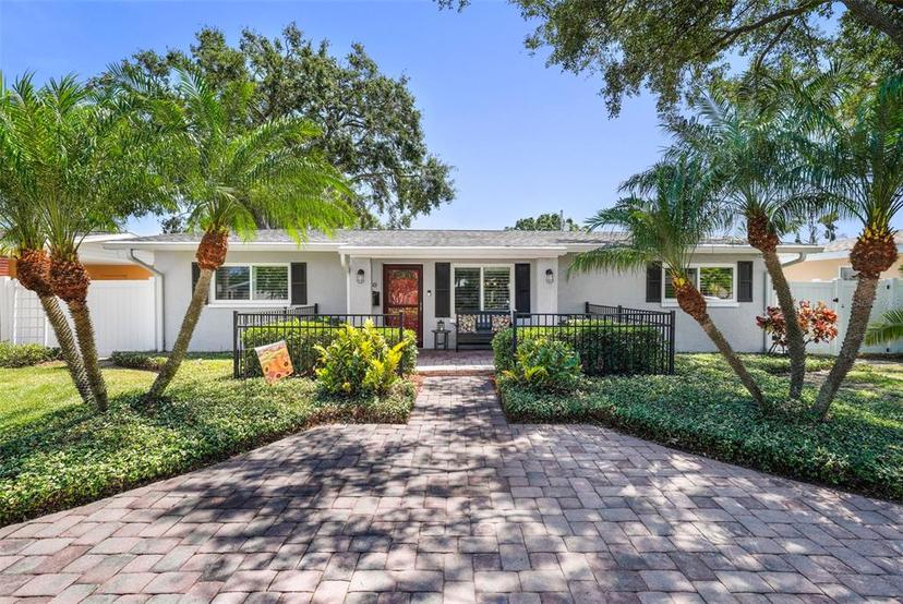 Picture of 430 44Th Avenue Ne, St Petersburg FL 33703