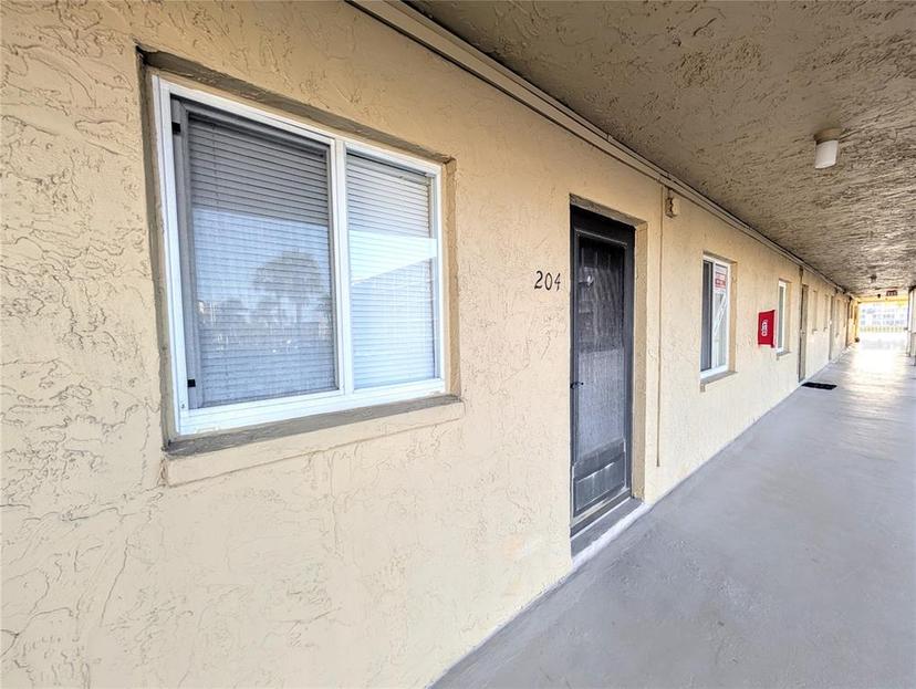 Picture of 3559 Lake Bayshore Drive Unit J-204, Bradenton FL 34205