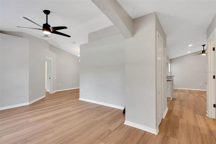 Picture of 1861 E Glancy Drive, Deltona FL 32725
