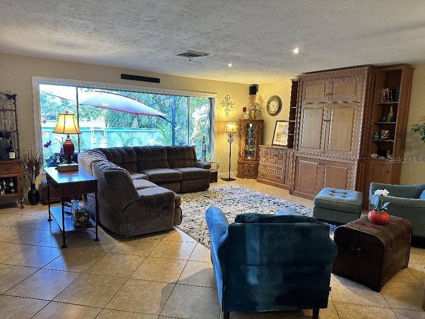 Picture of 836 Magellan Drive, Sarasota FL 34243