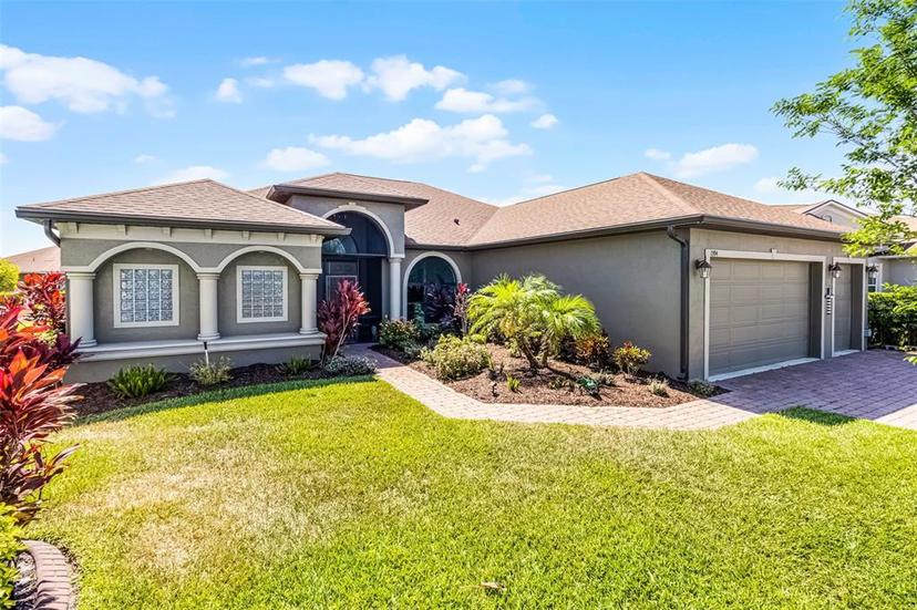 Picture of 1394 Oakmont Drive, Winter Haven FL 33884