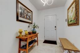 Picture of 12407 Hilltop Farms Drive, Dade City, FL 33525