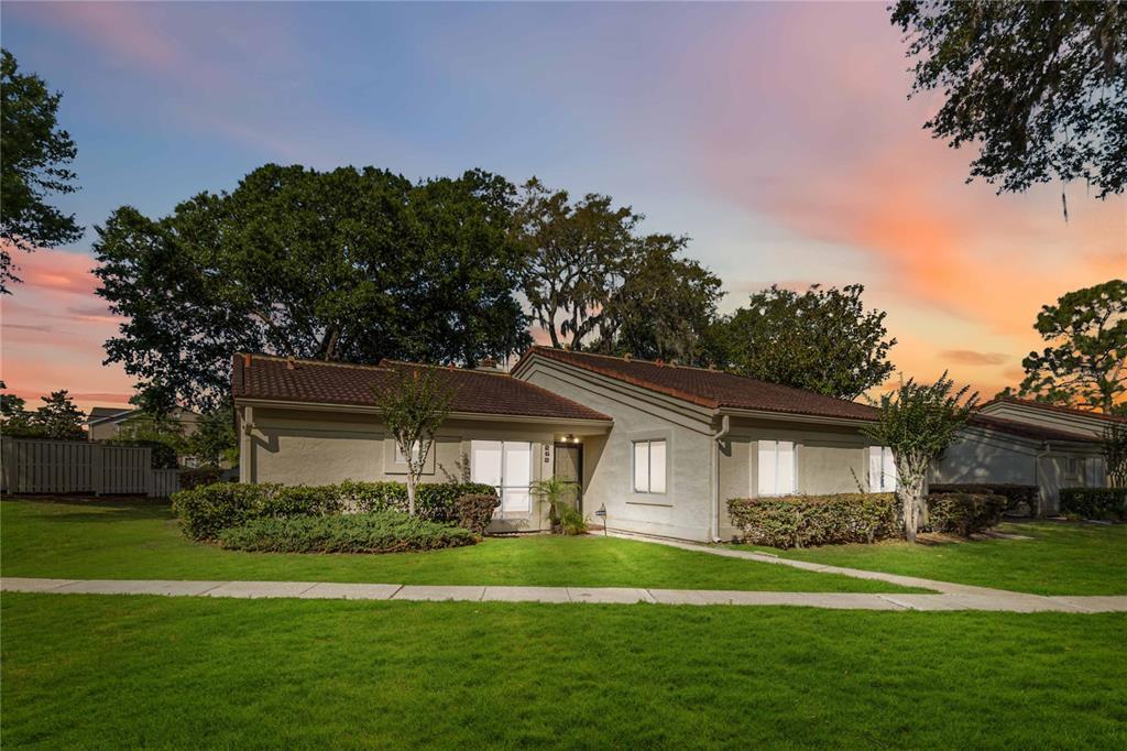 Picture of 262 W Sabal Palm Place, Longwood, FL 32779