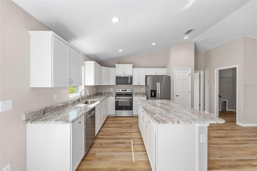 Picture of 9250 SW 197Th Circle, Dunnellon FL 34432