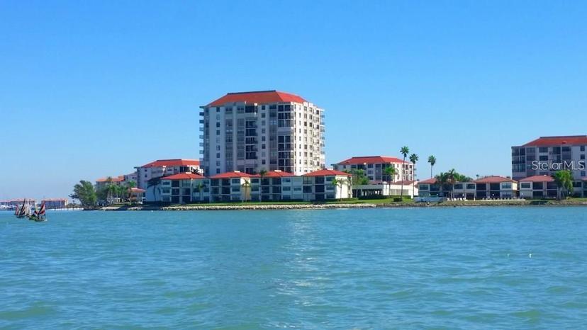 Picture of 6265 Sun Boulevard Unit 805, St Petersburg FL 33715