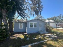 Picture of 8702 El Portal Dr, Tampa, FL 33604
