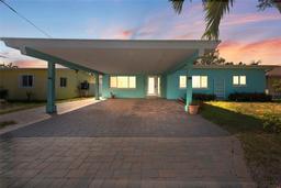 Picture of 1025 Boca Ciega Isle Drive, St Pete Beach, FL 33706