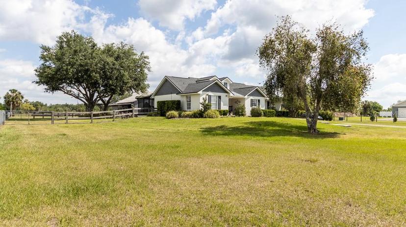 Picture of 812 Jameson Road, Lithia FL 33547