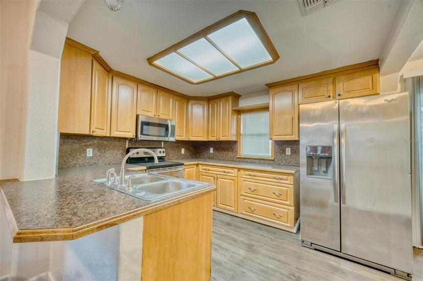 Picture of 230 Denton Avenue, Auburndale FL 33823