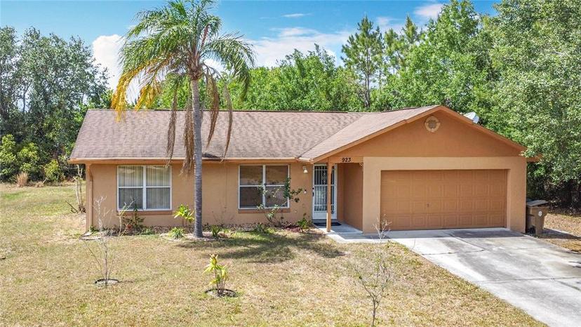 Picture of 923 Gascony Ct, Kissimmee FL 34759