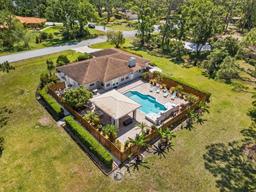 Picture of 5603 Ravenwood Drive, Sarasota, FL 34243