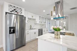 Picture of 3370 Harbor Lake Drive, Largo, FL 33770
