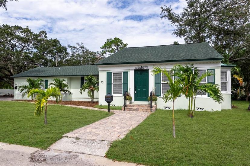 Picture of 701 38Th Avenue N, St Petersburg FL 33704