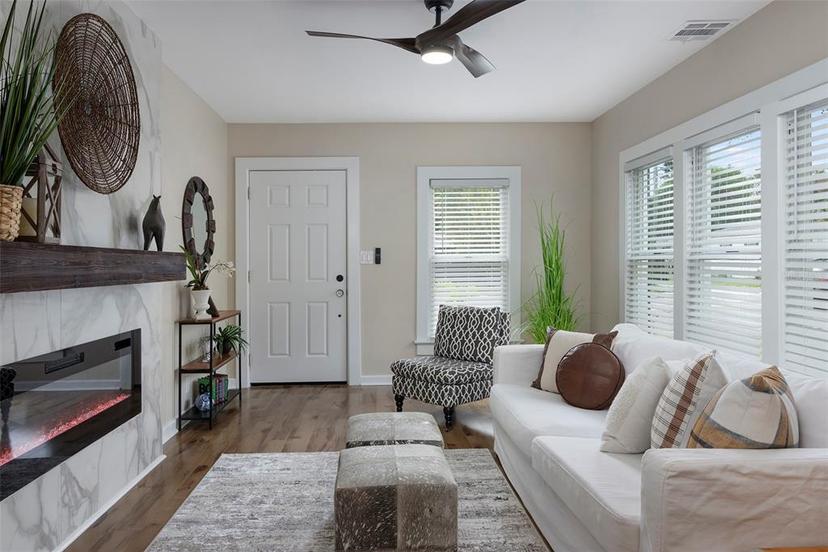 Picture of 701 38Th Avenue N, St Petersburg FL 33704