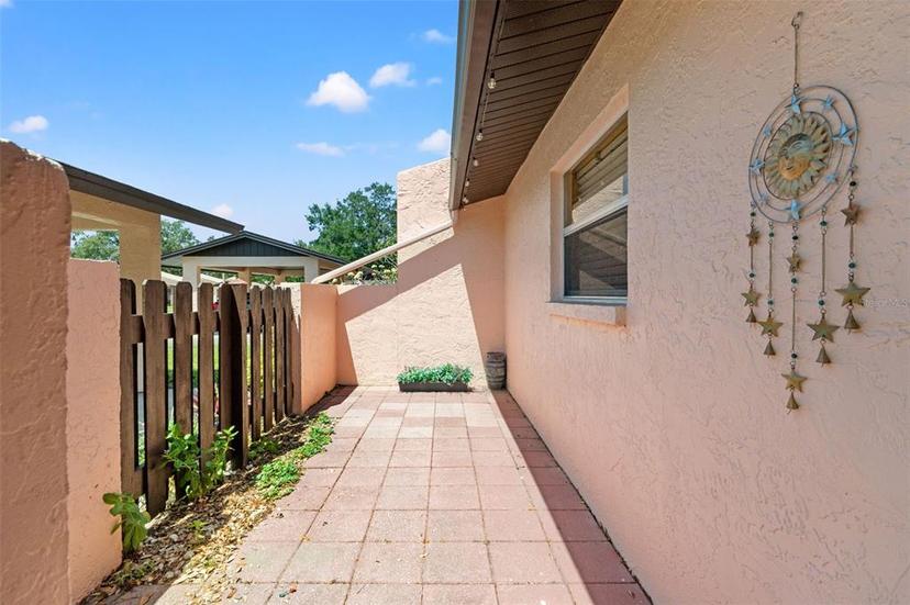 Picture of 7203 55Th Avenue N, St Petersburg FL 33709