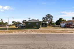 Picture of 6402 Sawyer Road, Tampa, FL 33634