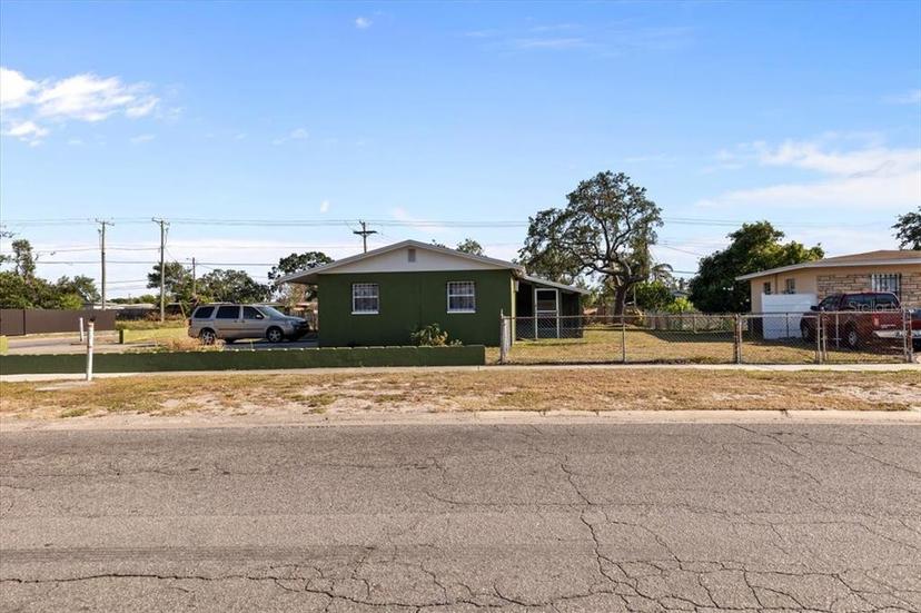 Picture of 6402 Sawyer Road, Tampa FL 33634