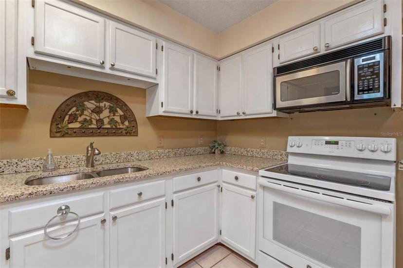 Picture of 903 Belle Oak Drive, Leesburg FL 34748