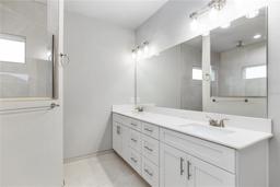 Picture of 1719 SW 72Nd Circle, Gainesville, FL 32607