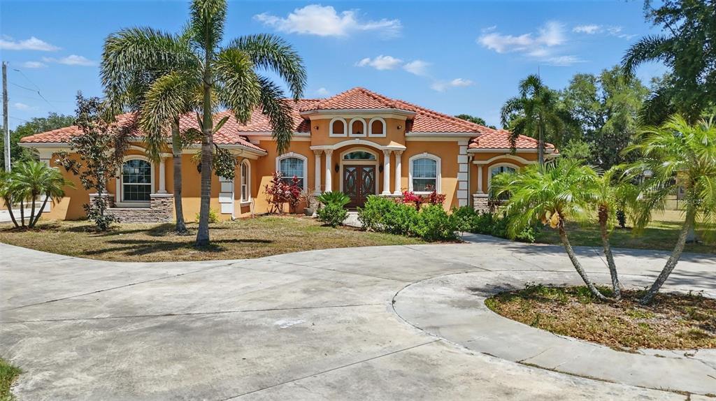 Picture of 2202 Sparkman Road, Plant City, FL 33566