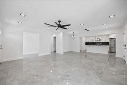 Picture of 10104 N Dartmouth Avenue, Tampa, FL 33612