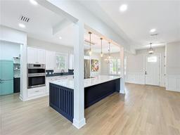 Picture of 217 W Bay Street, Winter Garden, FL 34787